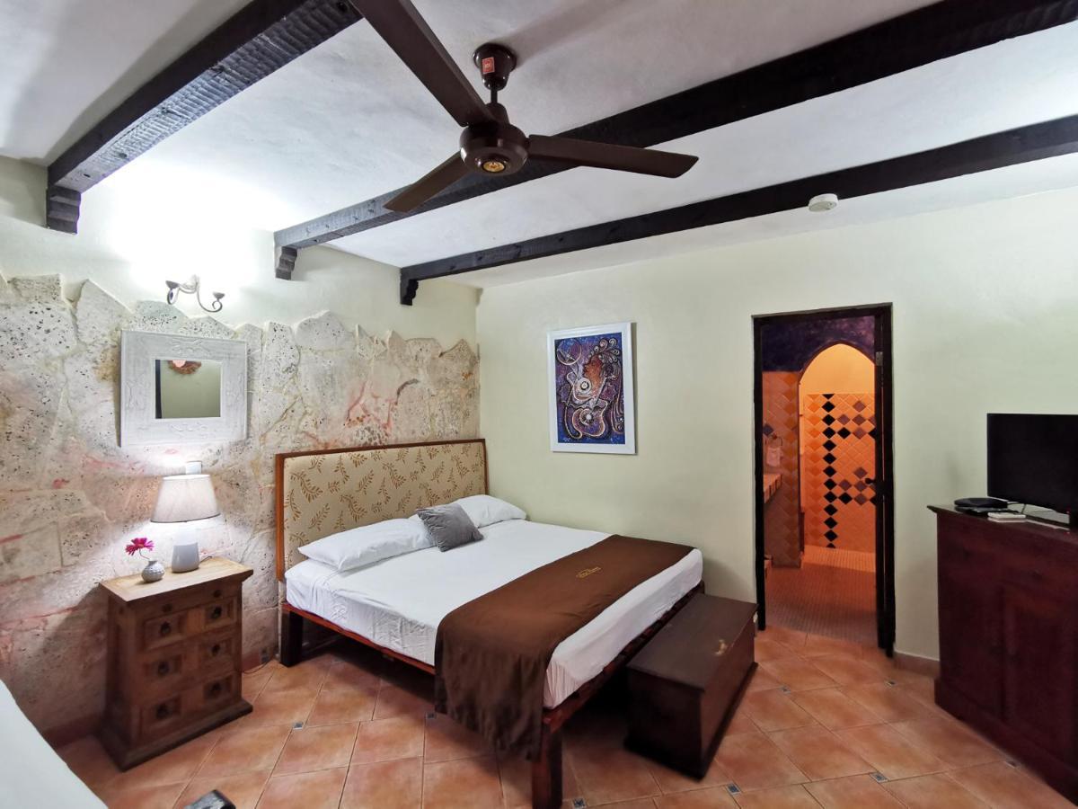 Hotel Mansion Colonial Dona Elvina Santo Domingo Esterno foto
